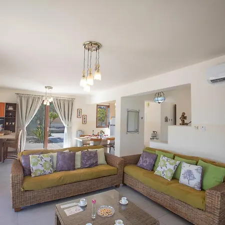 Margarita Villa Protaras